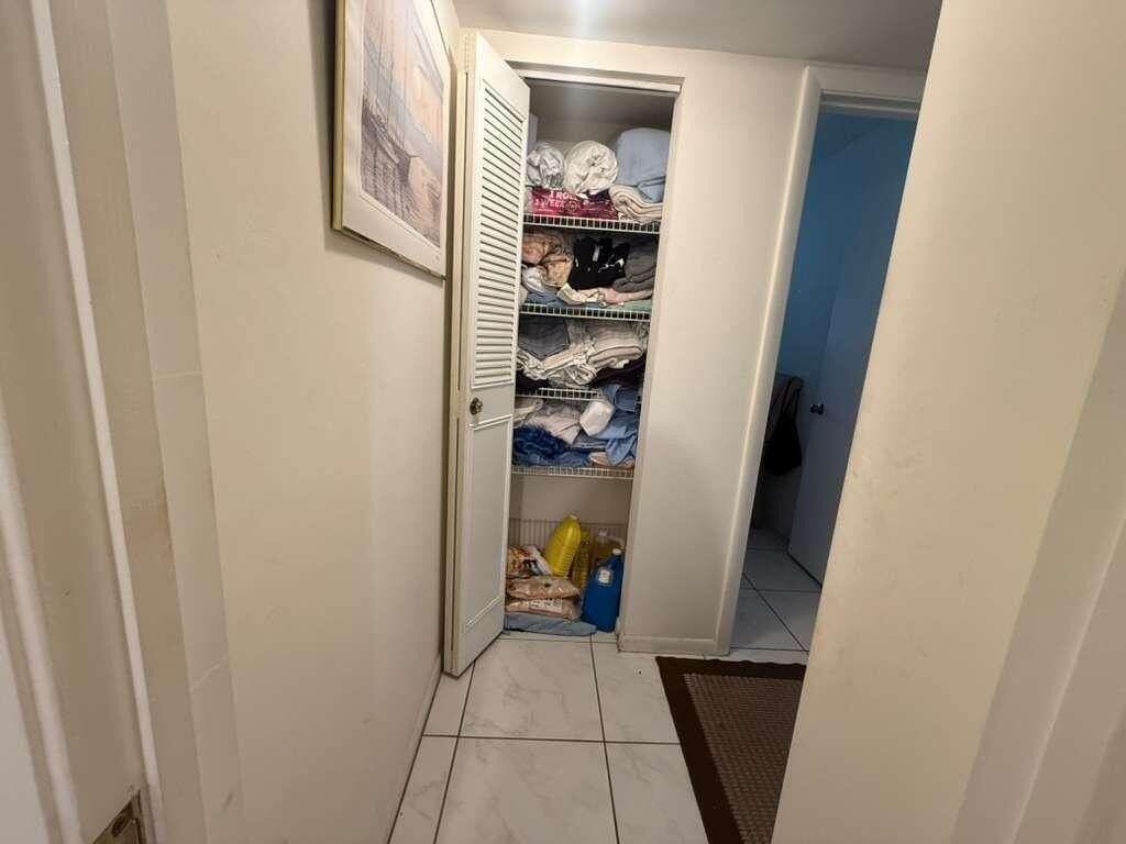 213 Pine Hov Cir - Photo 5 of 32
