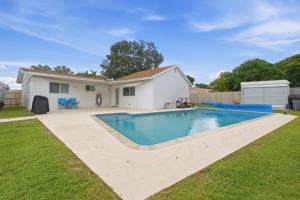 featured image of 4999 Sw 6th St