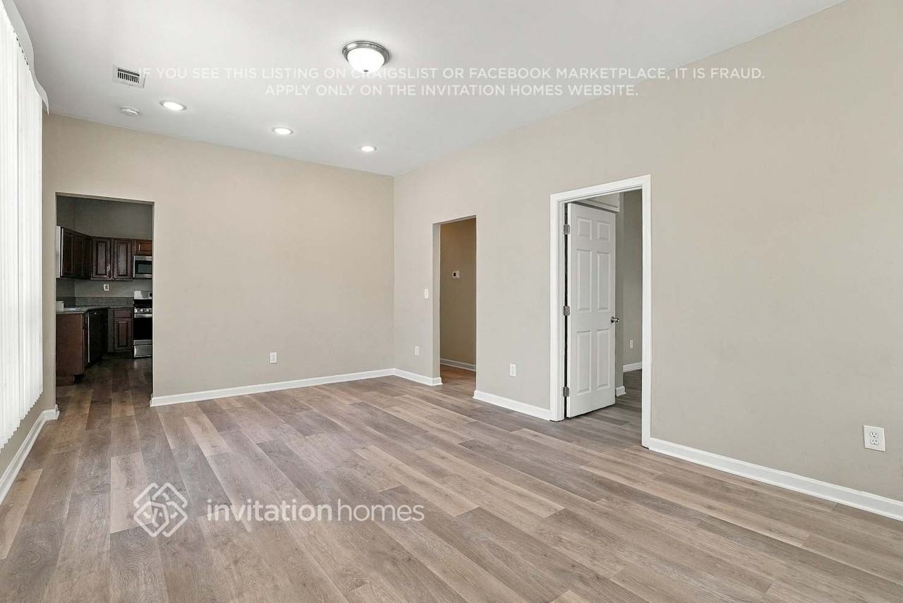 3524 Baltic Ave - Photo 5 of 17