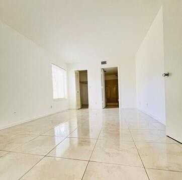 6520 Chasewood Dr #C - Photo 4 of 38