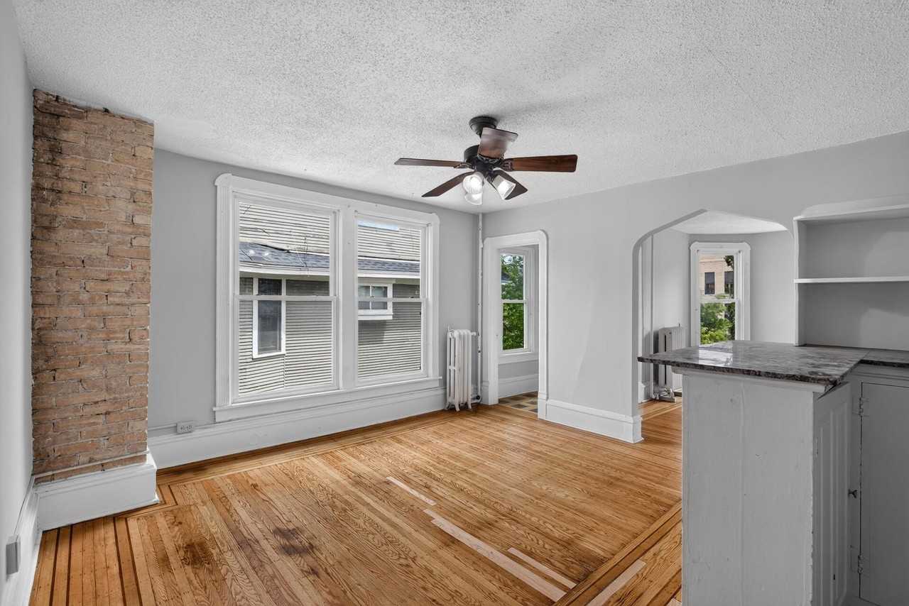 2630 Blaisdell Ave - Photo 3 of 19