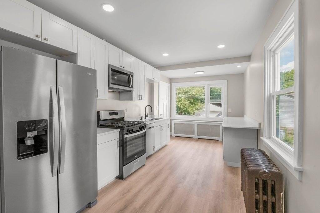 1257 Palace Ave - Photo 2 of 26