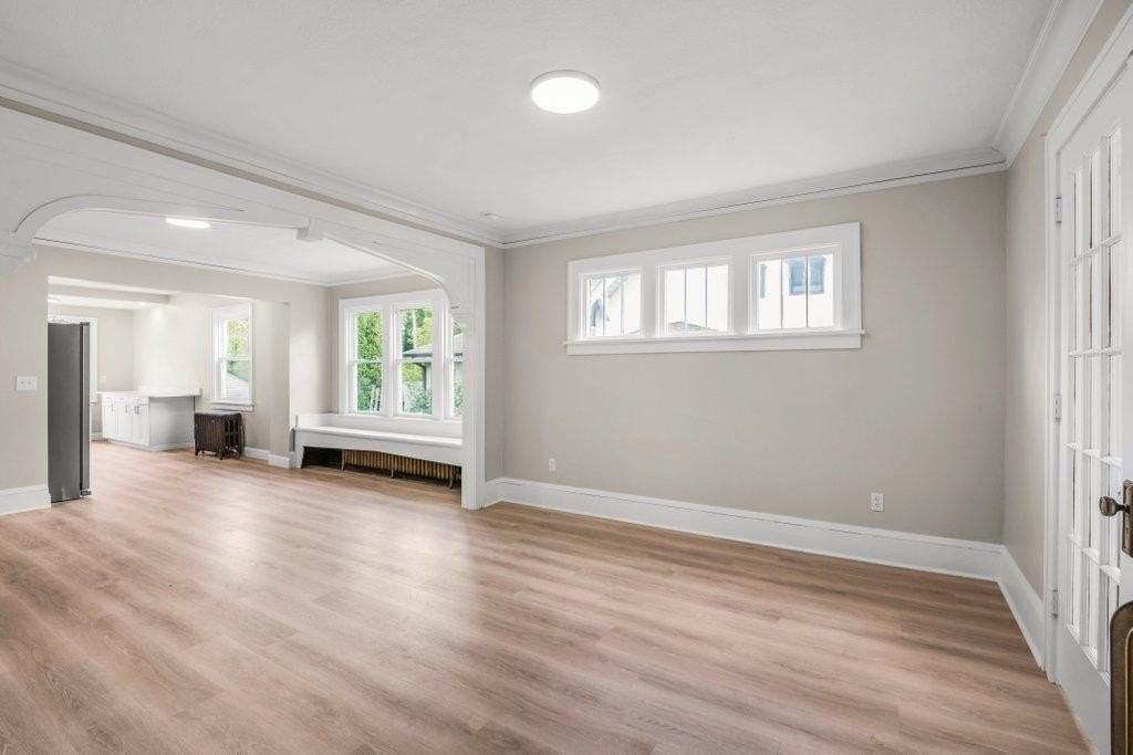 1257 Palace Ave - Photo 7 of 26