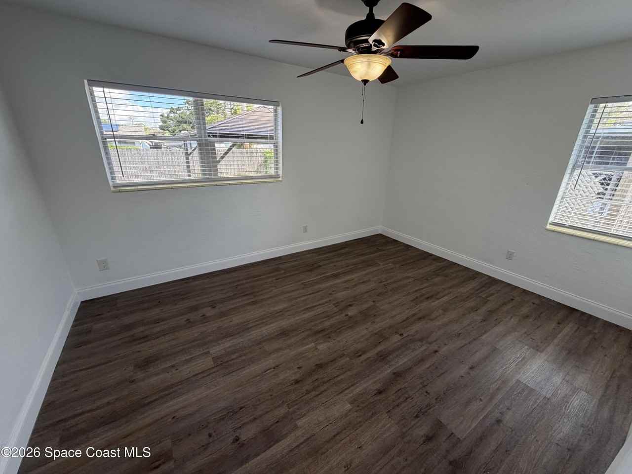 510 Orange Ave - Photo 6 of 14
