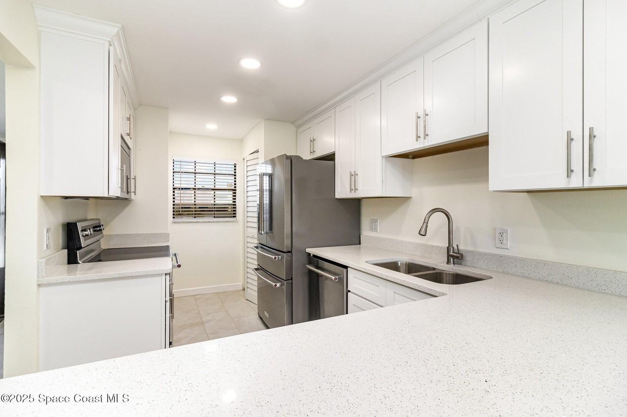 4105 Ocean Beach Blvd #422 - Photo 6 of 15