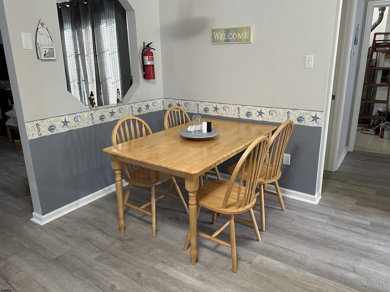 1304 Vardon Rd - Photo 6 of 20