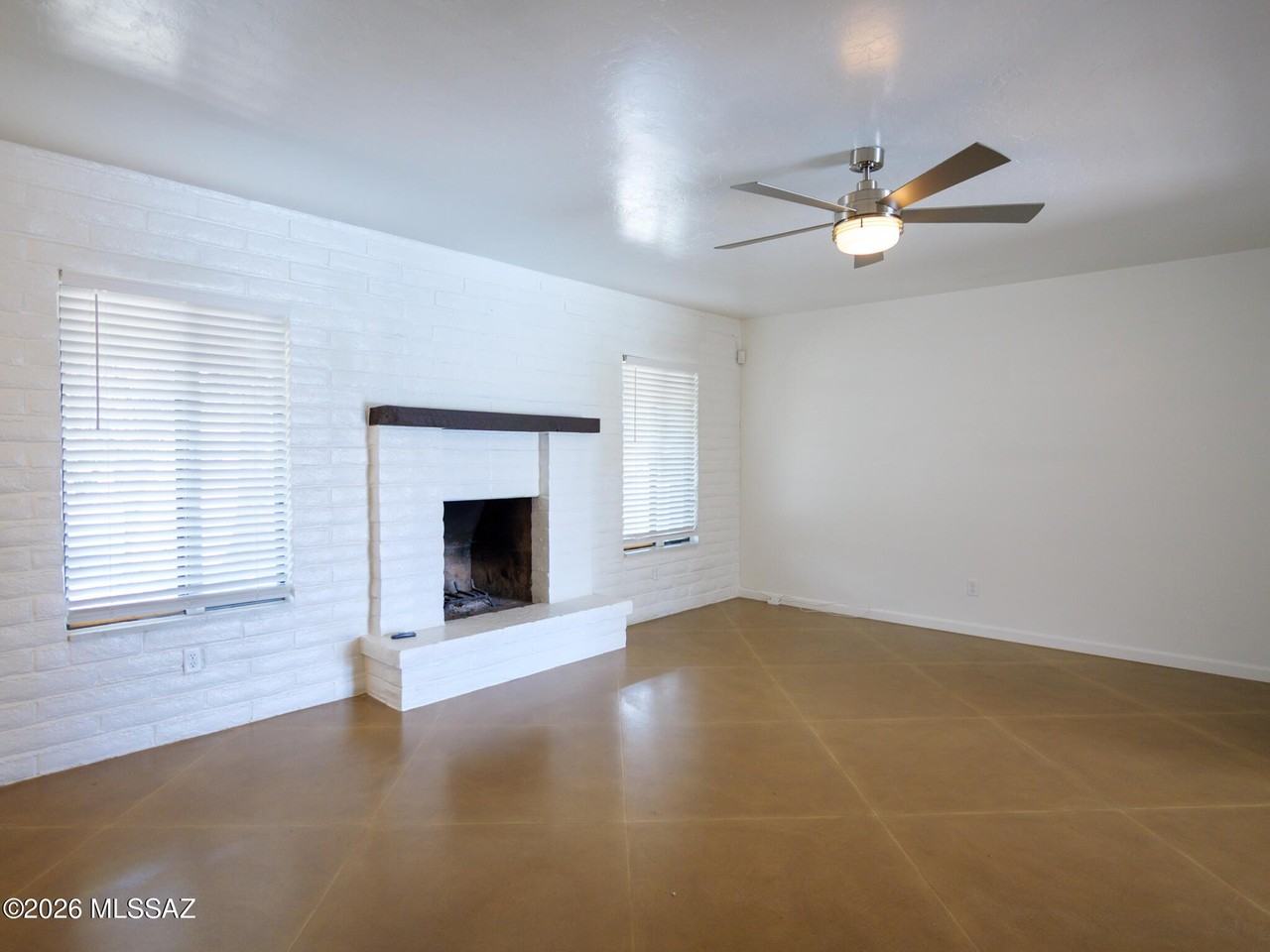 7420 E 39th St - Photo 4 of 24