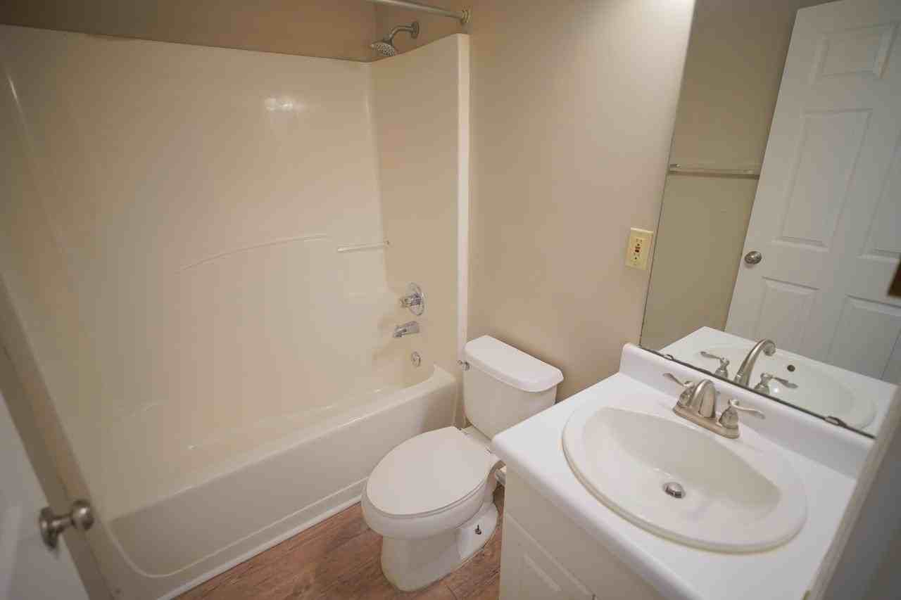 2414 Manzanita Ct - Photo 7 of 23