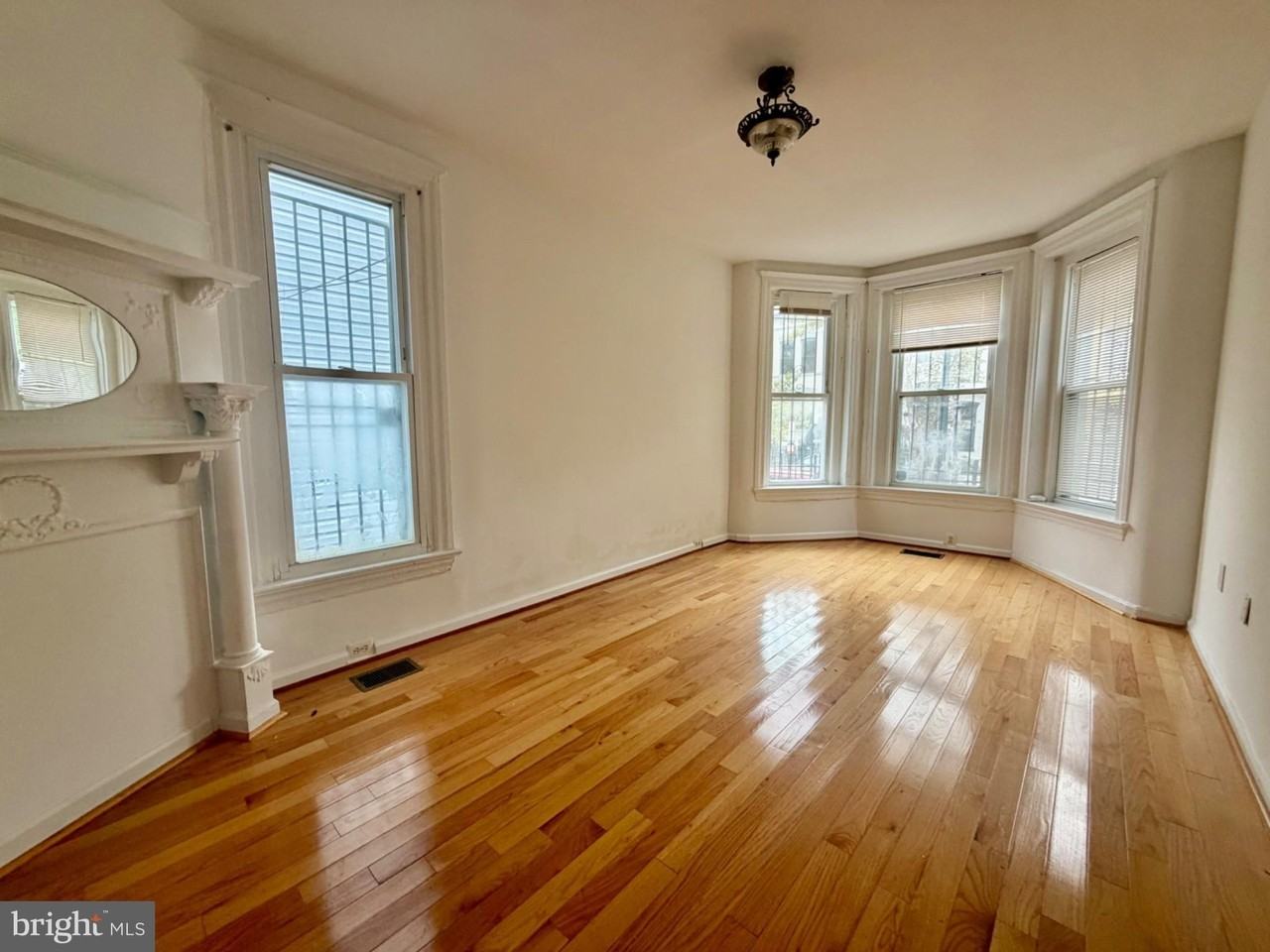 739 Morton St Nw - Photo 2 of 21