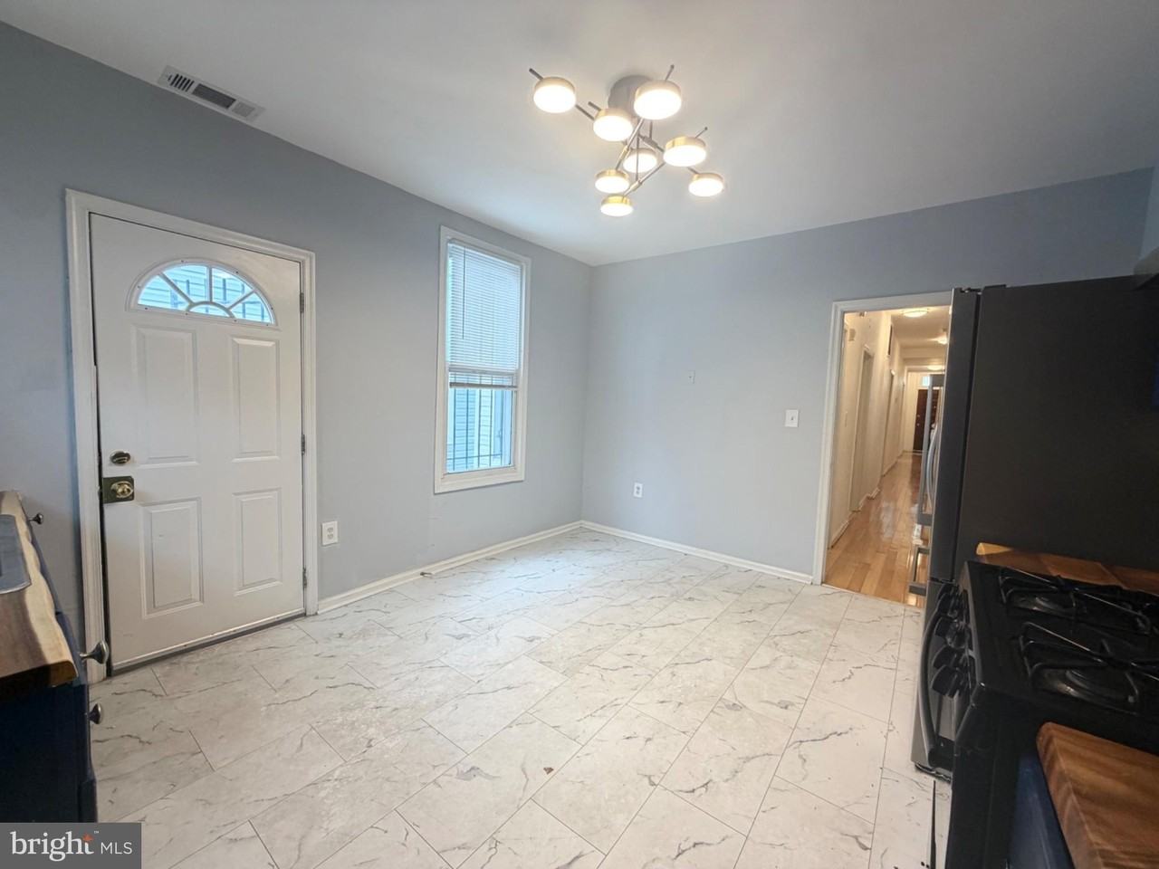 739 Morton St Nw - Photo 5 of 21