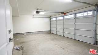 14403 Tiara St #5 - Photo 4 of 8
