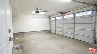 14403 Tiara St #5 - Photo 5 of 8
