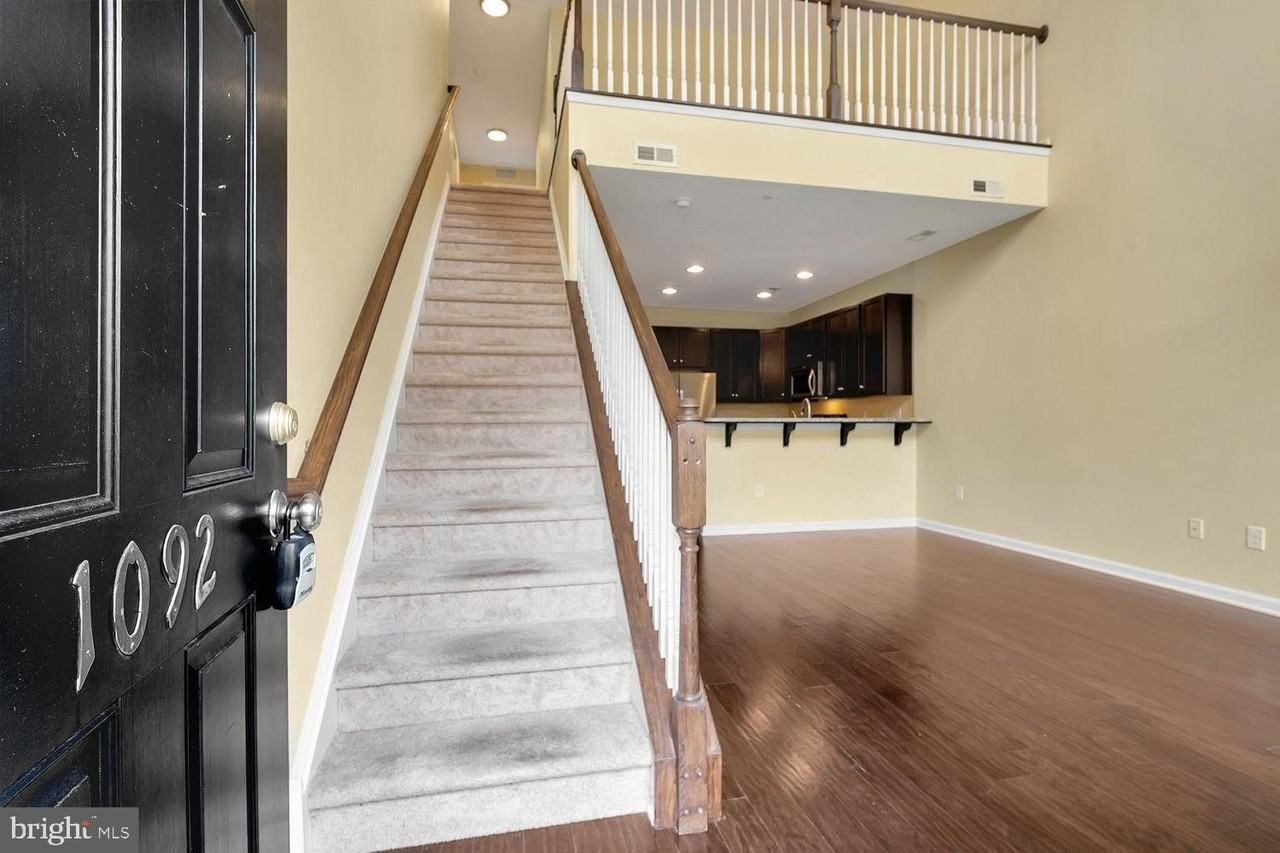 1092 Worth Ln - Photo 6 of 17