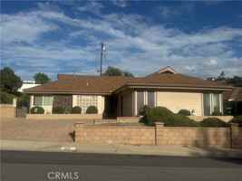 featured image of 512 Ladera St