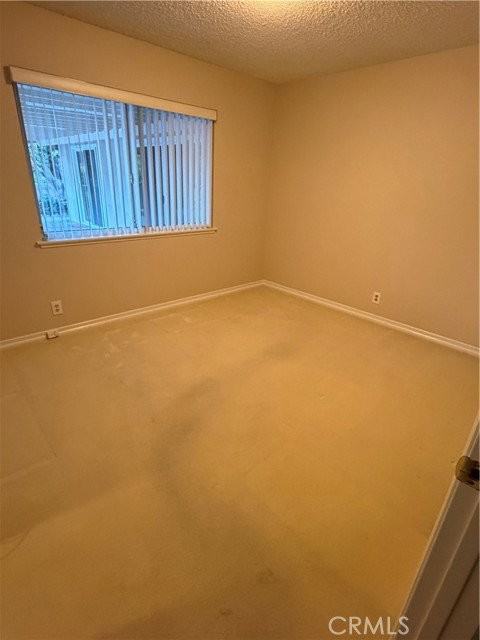 512 Ladera St - Photo 6 of 6