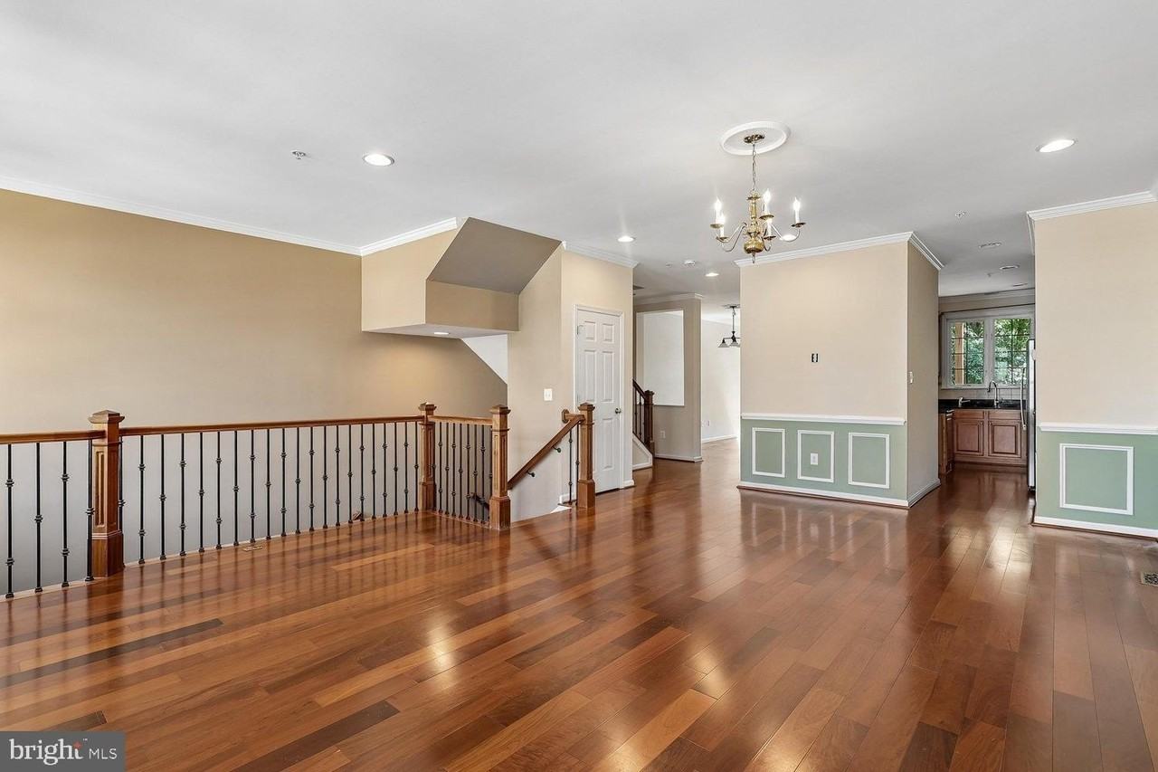 2474 Cheyenne Dr - Photo 4 of 20