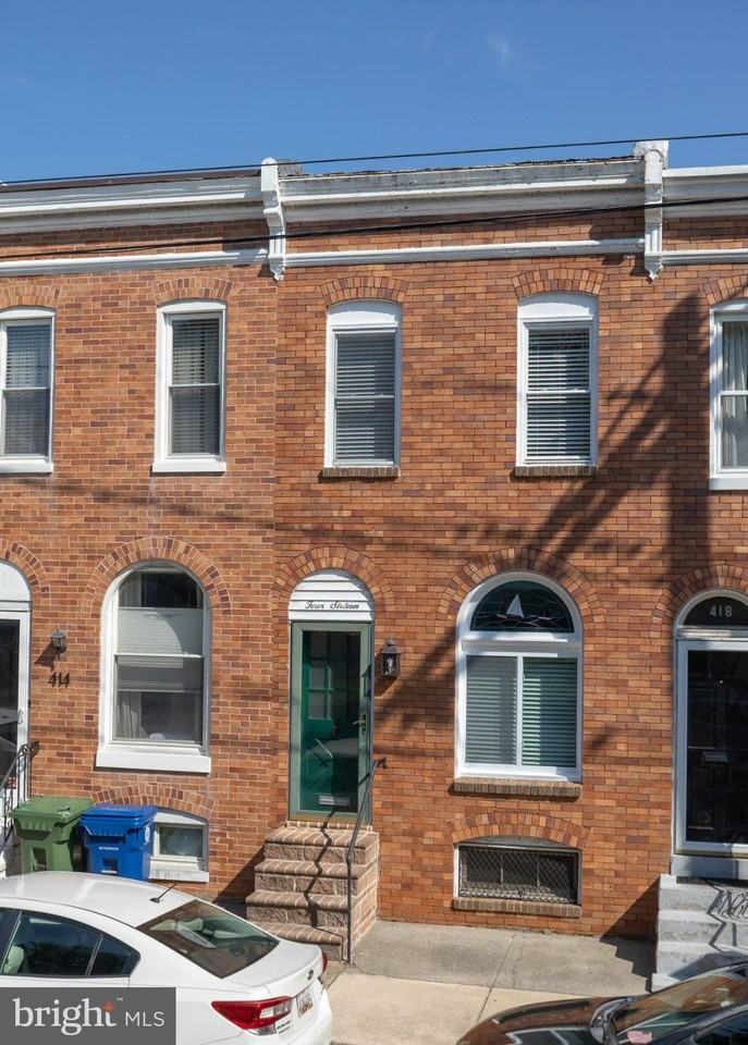 416 E Cross St - Photo 2 of 36