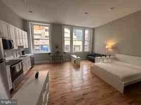100 W Lexington St #502 - Photo 1 of 1