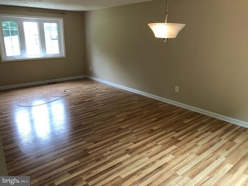 7313 Inwood Ave - Photo 3 of 15