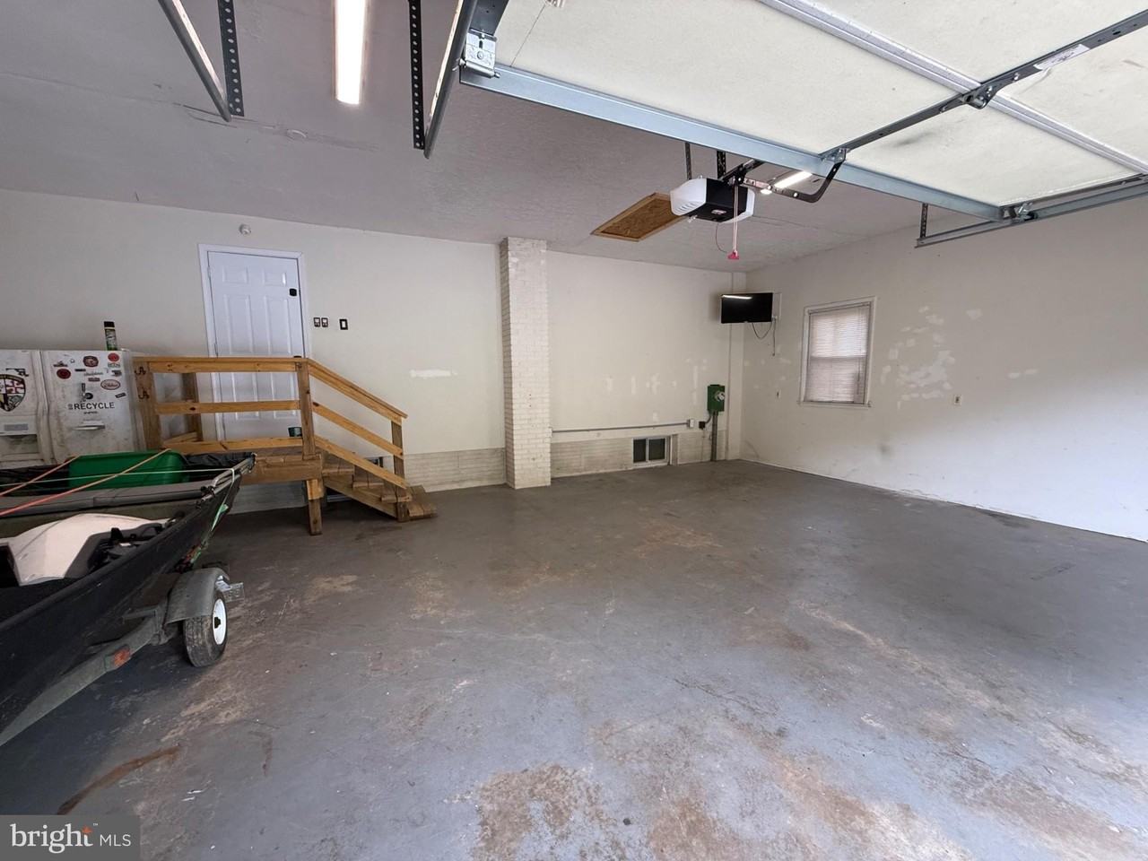 1707 Fairmount Rd - Photo 7 of 42