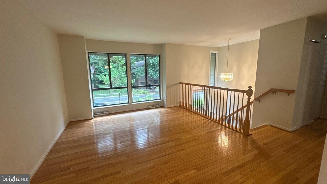 5365 Thunder Hill Rd - Photo 3 of 22