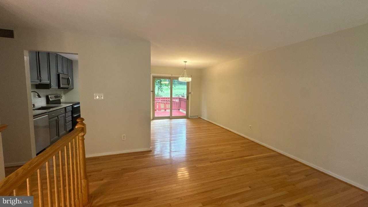 5365 Thunder Hill Rd - Photo 4 of 22