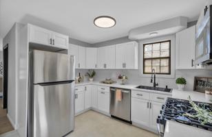 featured image of 134 Country Ln #1