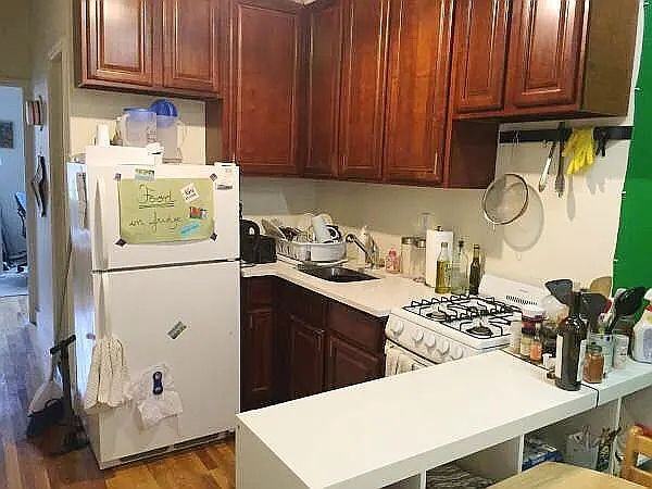 231 Boerum St #2R - Photo 2 of 6