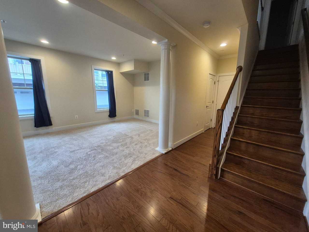 251 Decoverly Dr - Photo 2 of 33