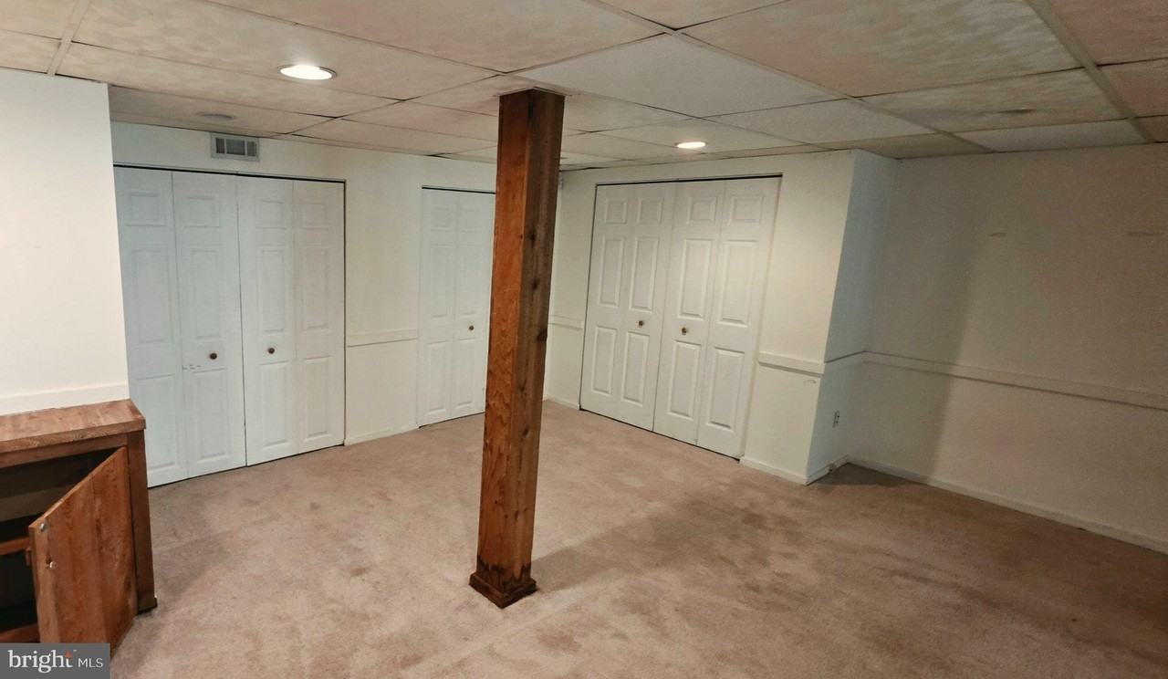 18900 Glendower Rd - Photo 7 of 15
