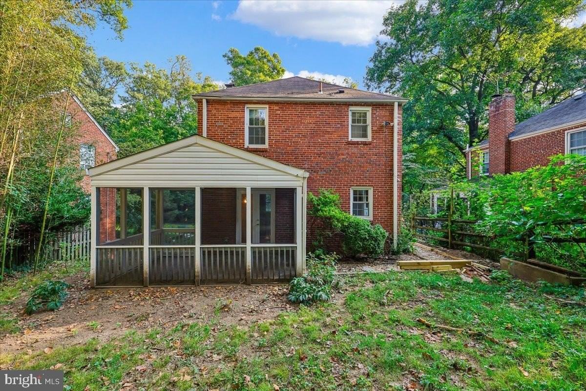 406 Mississippi Ave - Photo 3 of 26