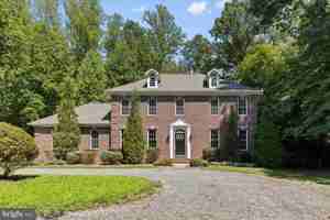 featured image of 28920 Livingston Dr