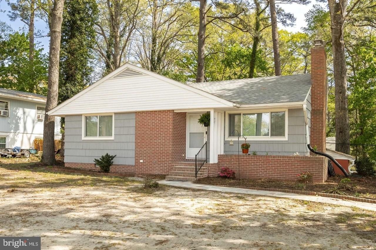 731 Richwil Dr - Photo 3 of 50