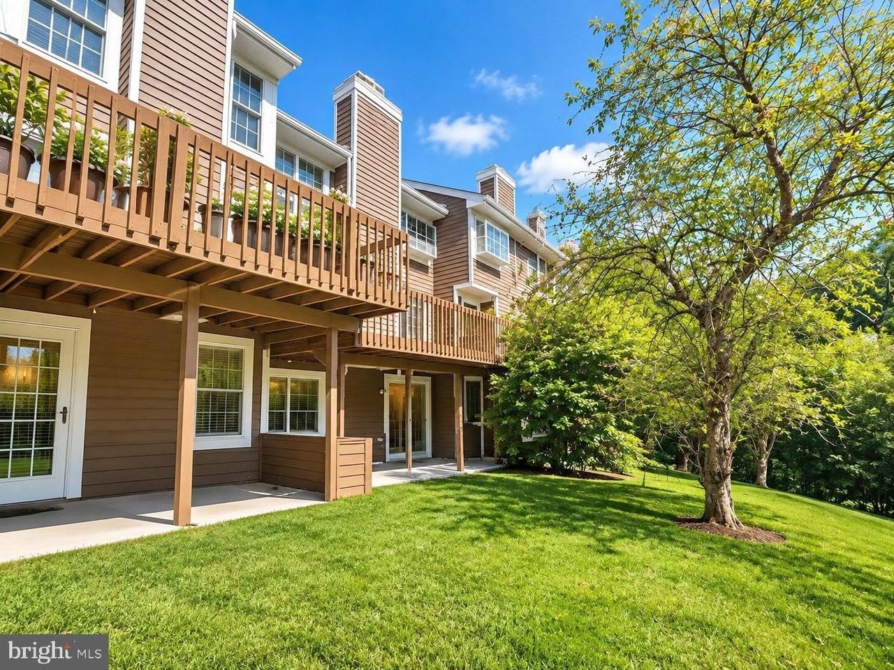 51 Briarwood Ct - Photo 3 of 4