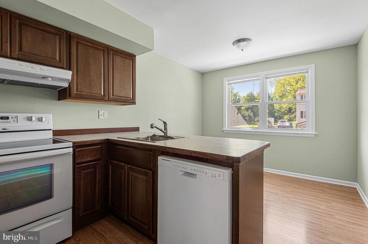 21 Winard Cir - Photo 5 of 21