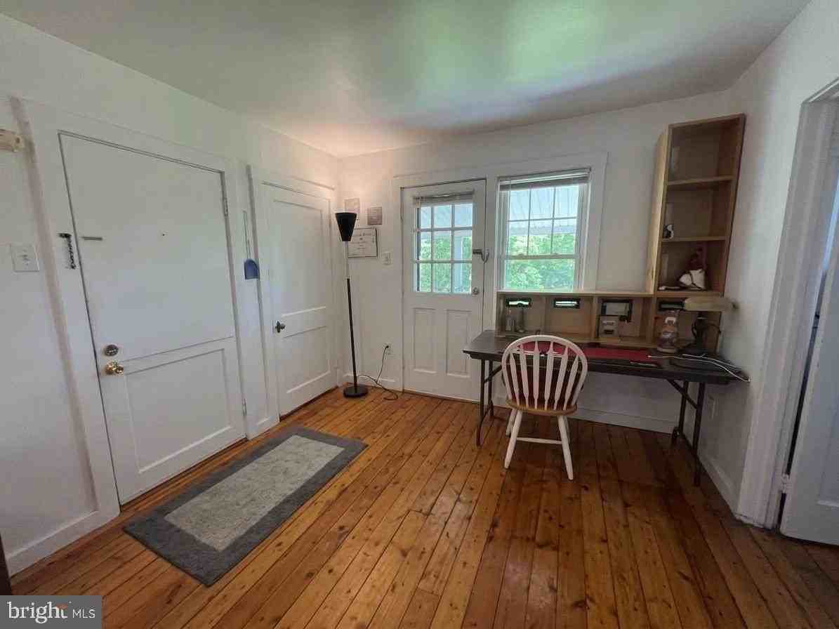 5685 YORK Road #3 - Photo 2 of 9