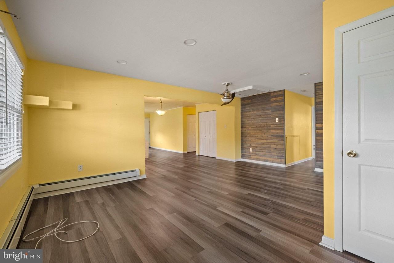 47 Glenwood Ln - Photo 7 of 32