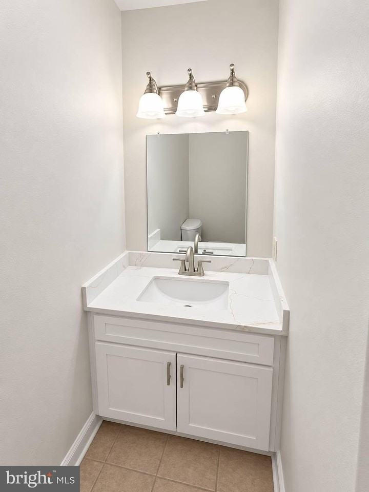 15 Heather Ct - Photo 7 of 22