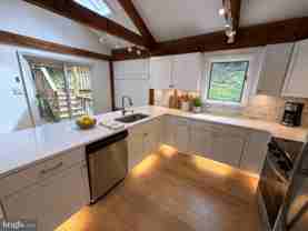 170 Maryhill Rd - Photo 1 of 1