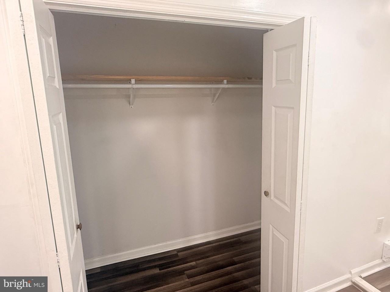 434 Timberlake Rd - Photo 2 of 13