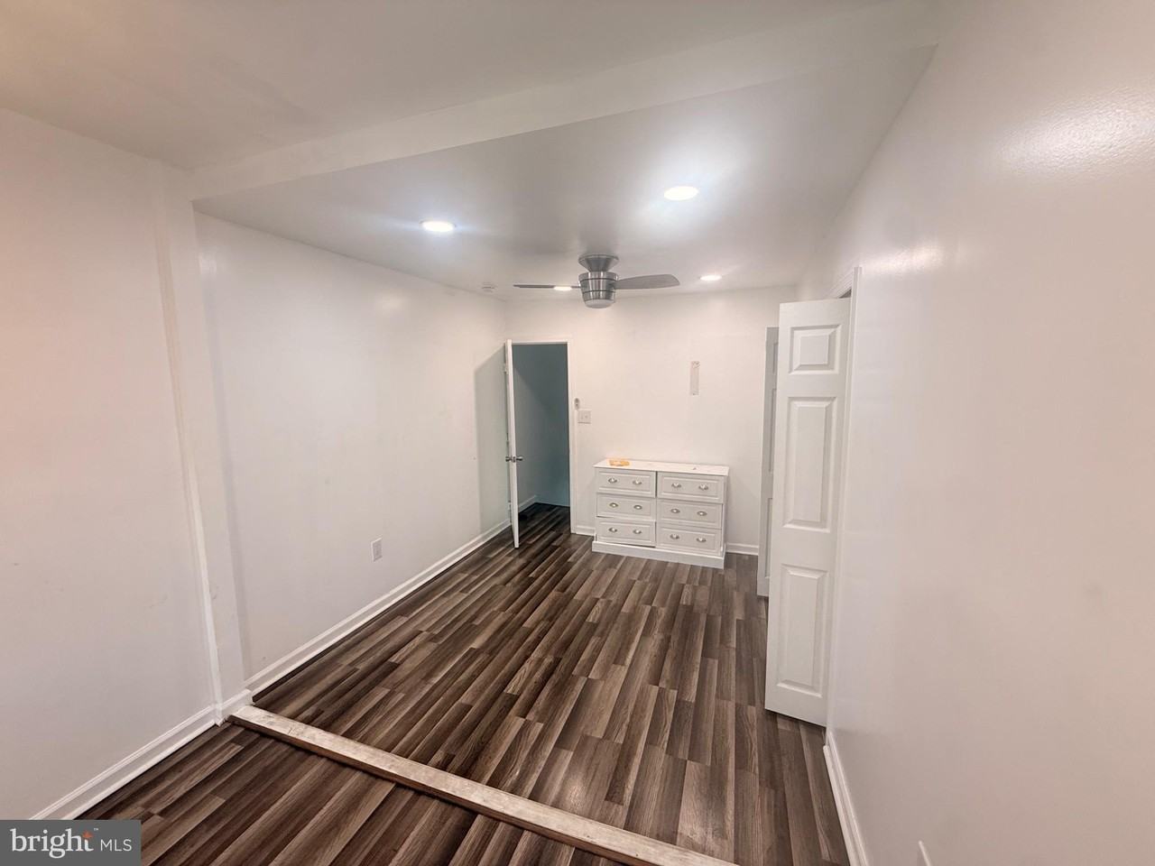 434 Timberlake Rd - Photo 4 of 13