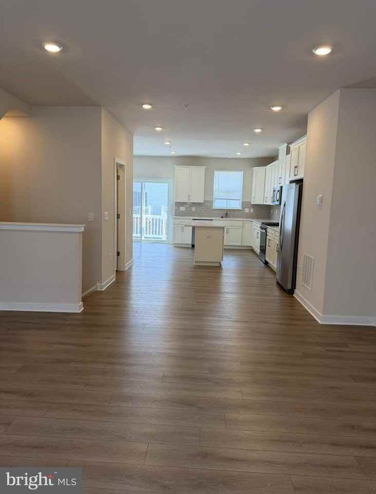 9 Atkins Dr - Photo 5 of 48