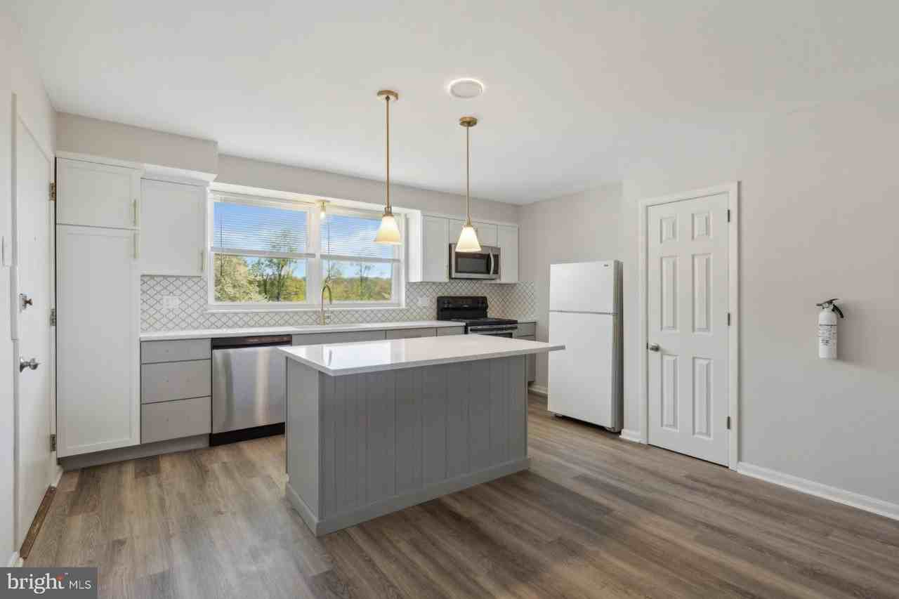 500 Manor House Ln #A4 - Photo 6 of 12