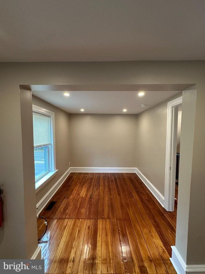 373B Easton Rd - Photo 6 of 10
