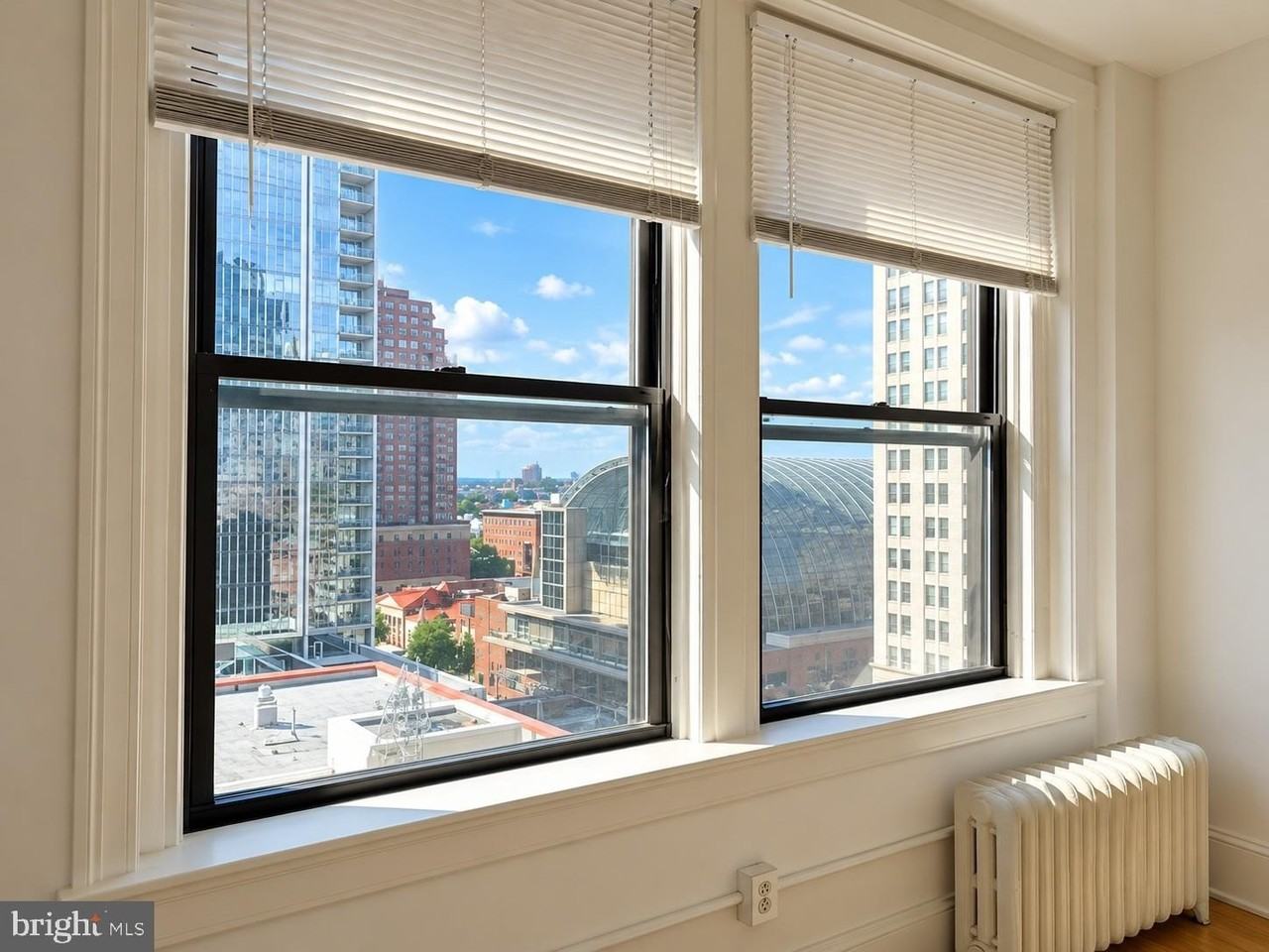 1324 Locust St #1120 - Photo 5 of 17