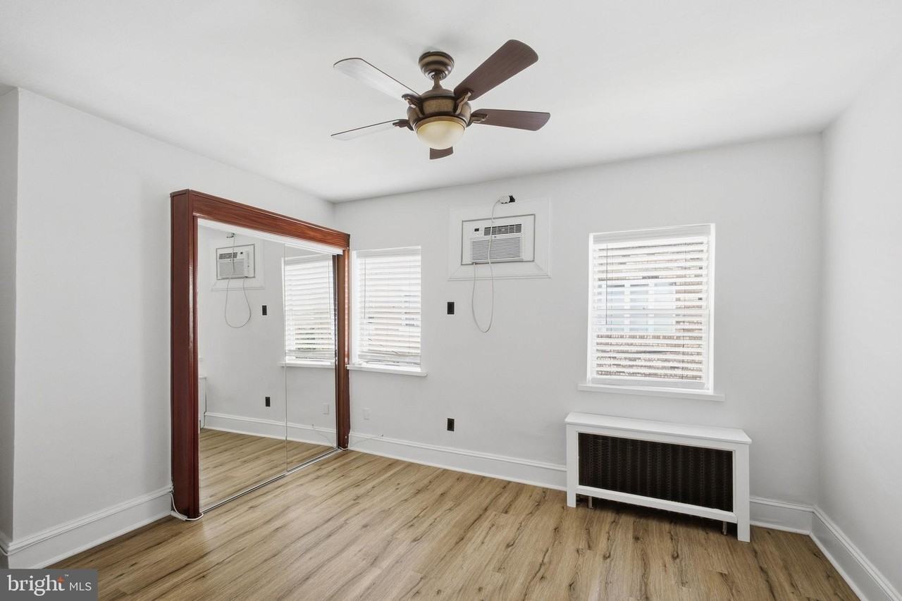 1802 Tree St - Photo 7 of 19