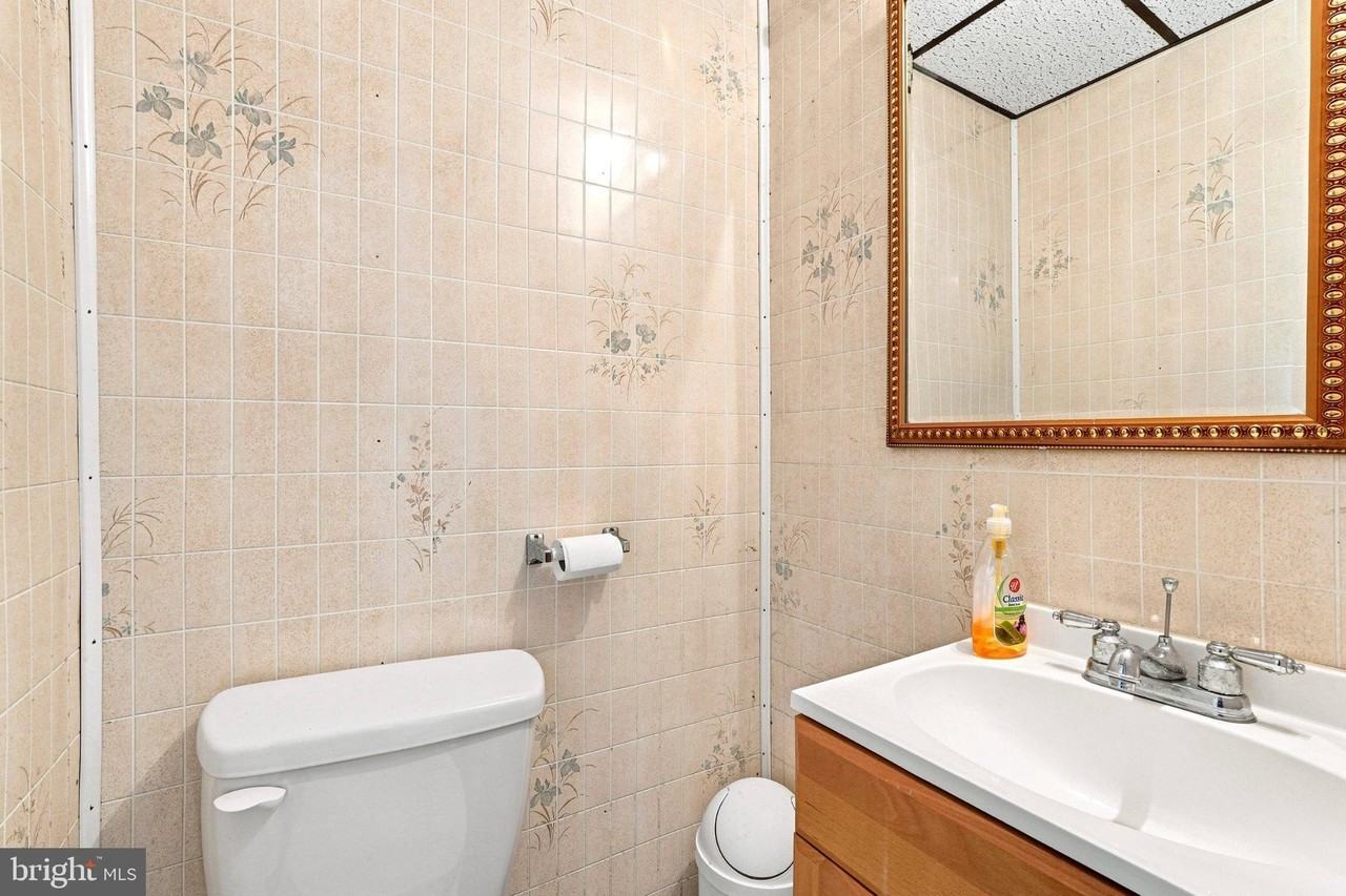 2919 N 22nd St - Photo 6 of 10