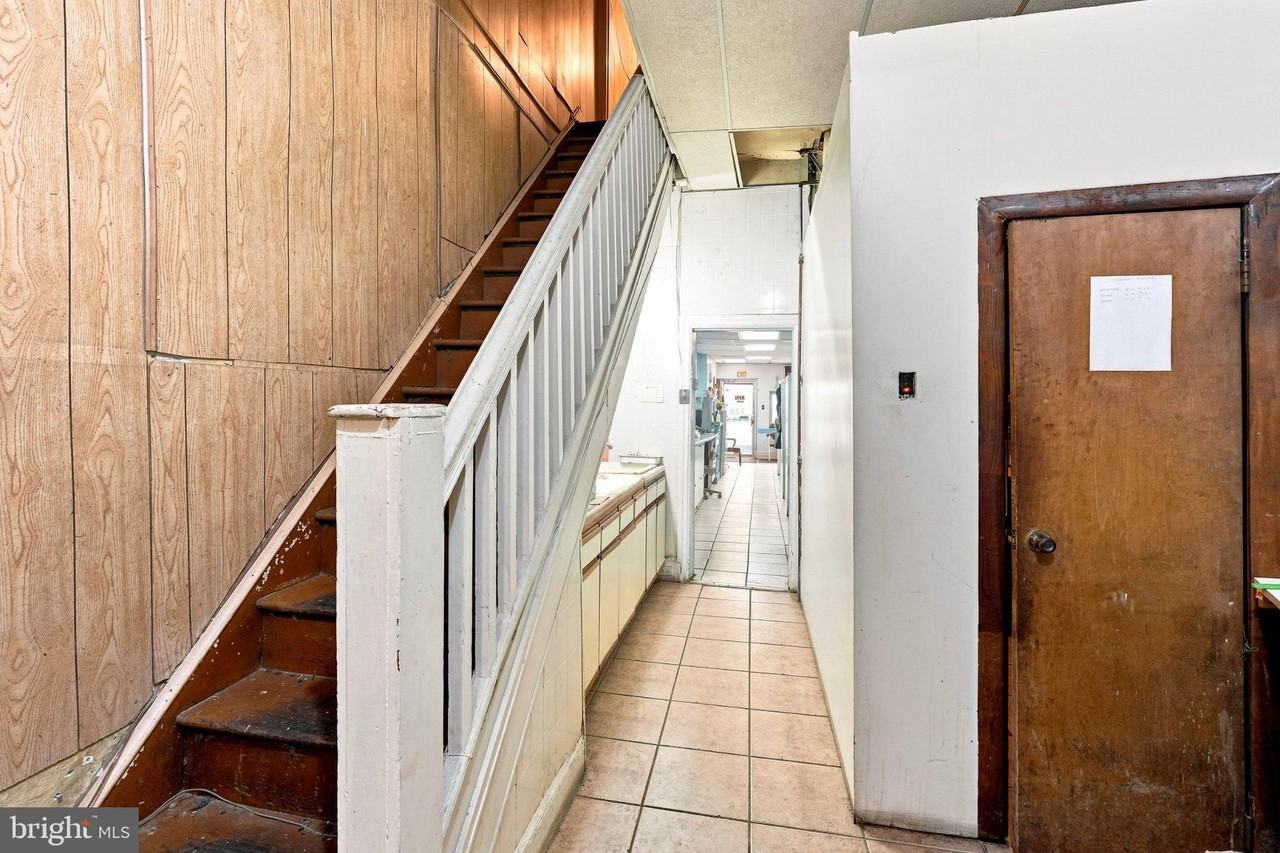 2919 N 22nd St - Photo 7 of 10