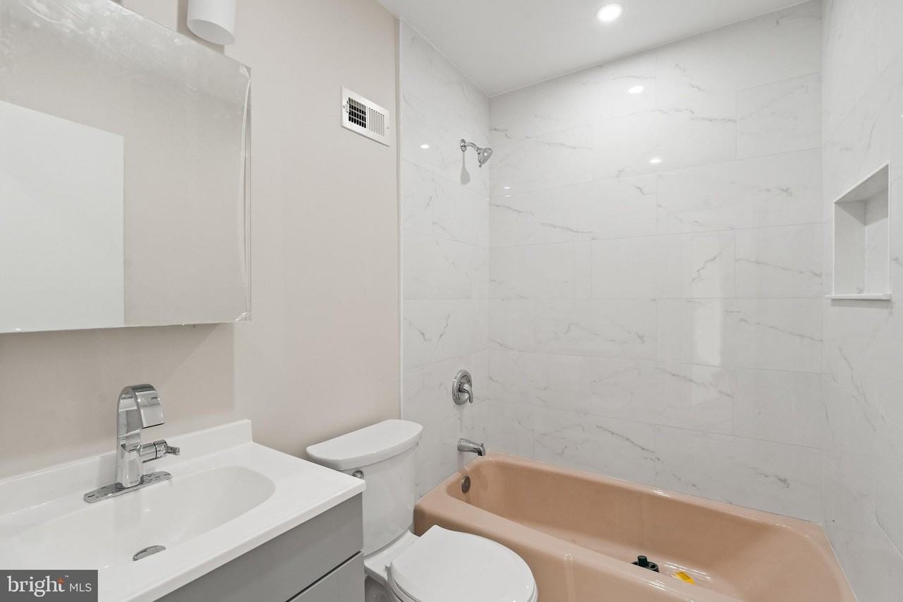 1013 N Vail St - Photo 4 of 31