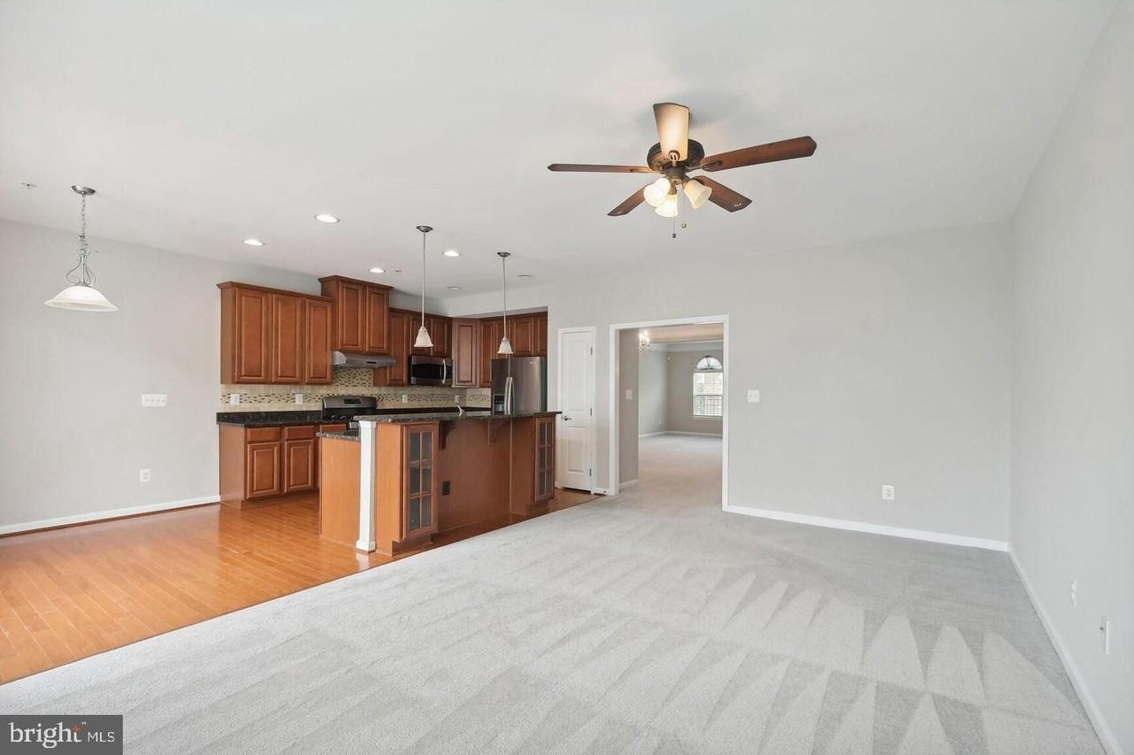 21648 Romans Dr - Photo 2 of 18